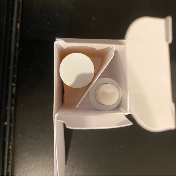 New Cle Cosmetics Vitamin C Elixir Oil Serum Hybrid-Sample- .10 oz- Radiant Skin - Picture 3 of 5